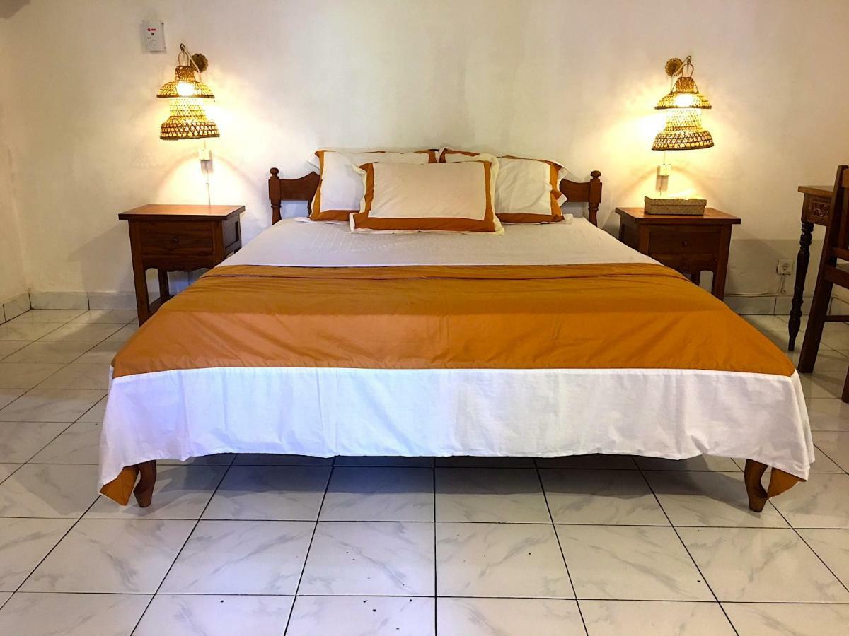 Lovina Palace Extérieur photo
