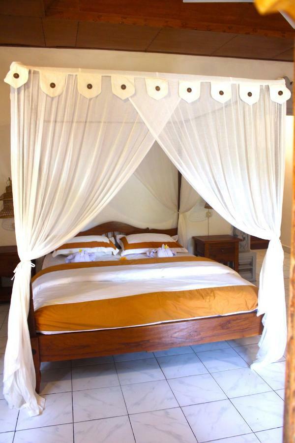 Lovina Palace Extérieur photo